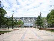 山东省济南第一中学